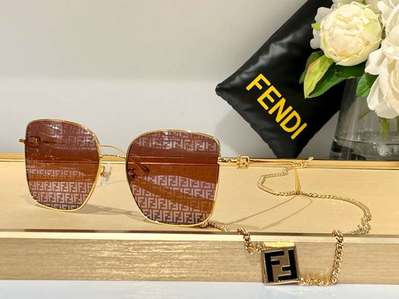 Picture of Fendi Sunglasses _SKUfw54144307fw